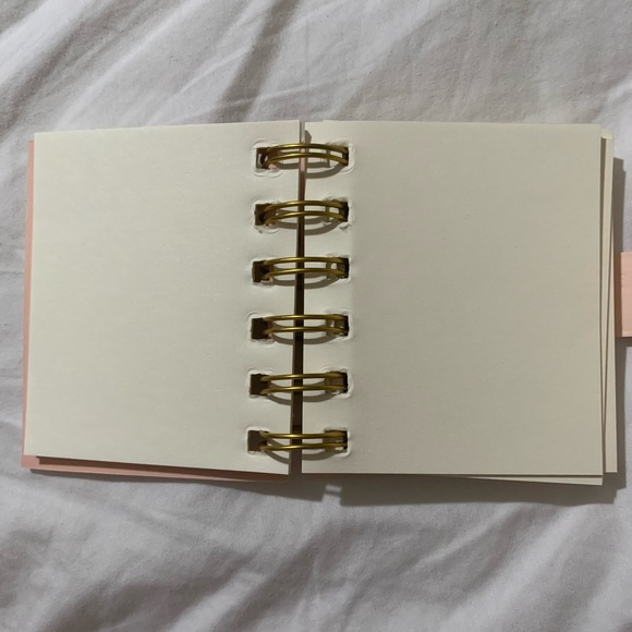 My Melody Mini Notebook with Magnet Closure - Picture 8 of 11